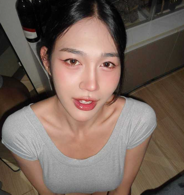 泰国超高人气尤物 JannieX