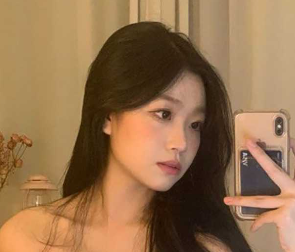 高颜值反差视频曝光  有型身材美艳绝1