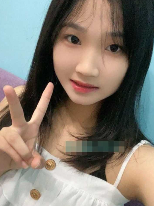 极品学生妹 身材完美腰臀比绝配