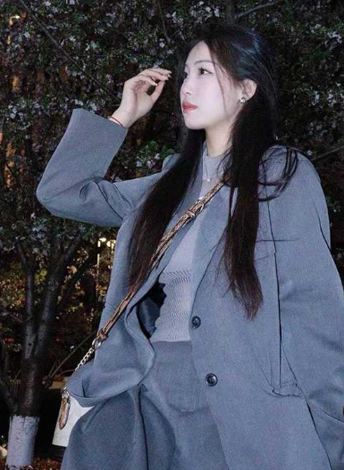 上海交通大学赵若菲 极品身材大二学生妹 被金主