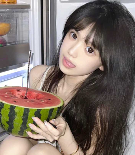 舅舅舅妈不在家 跟表妹