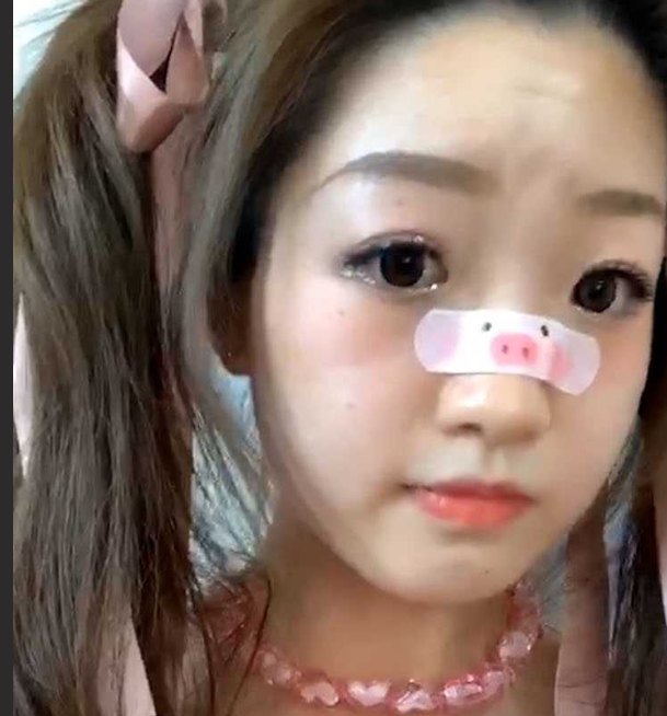 北京某医院刚毕业女护士与男友