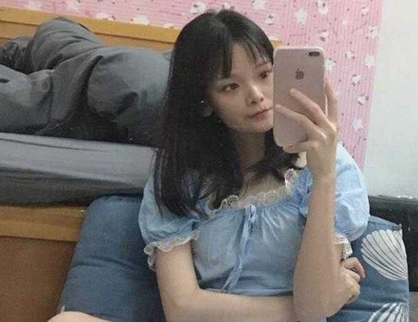 网调高中生 贫1长腿性感嫩妹