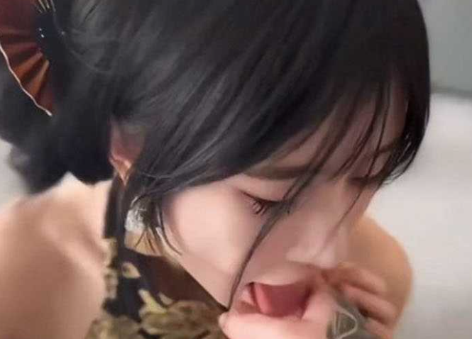 推特超高颜值女神song 高冷模特变身