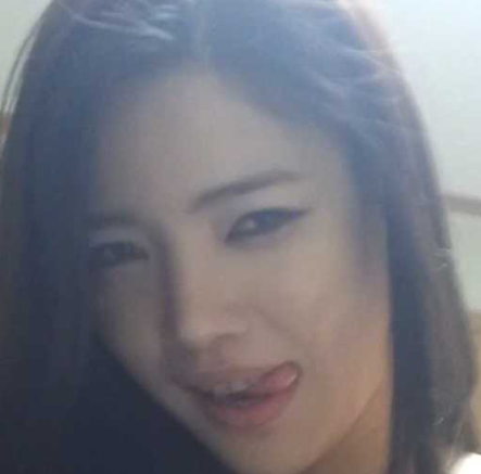 留学生小伙韩国嬳 极品身材性感人妻 细腰长腿