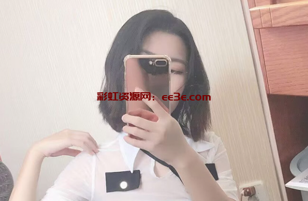 海角大神嫂子 趁老哥不在家 让嫂子穿上鱼网袜