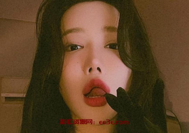 稀有退圈女神eemiim 韩国顶级女团成员 颜值九头身反差1 OF露脸私拍