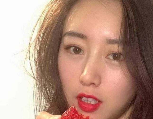 川航空姐刘湘瑜被社会大哥