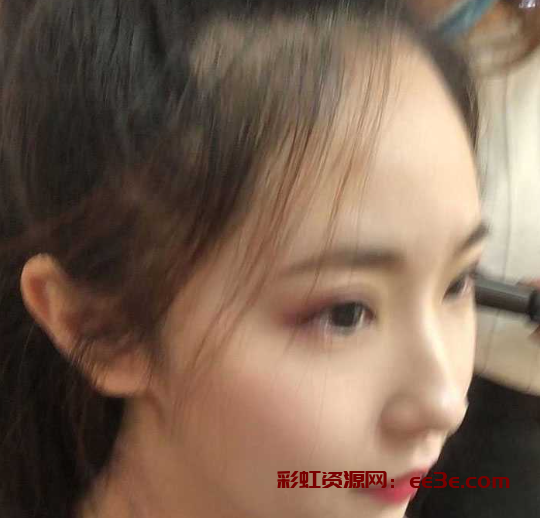 北京新阳艺术学院车震门！新生张柔被学长