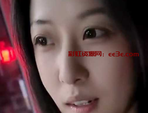 火遍全网的快递看片女 极品身材高颜值靓妹 被发现看片后成功