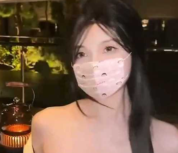 高颜值网红 Puppy袭月