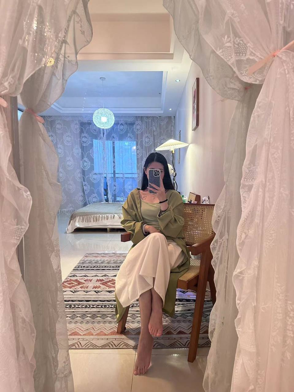 编号: 19040 地区: 浙江 绍兴 年龄: 25 身高: 161