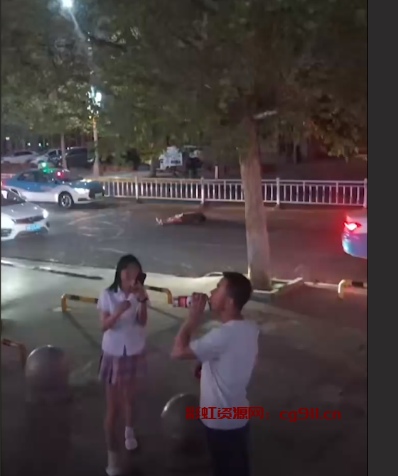 五一期间甘肃临夏 出现多名赤身X体的美女游街 这是同一个主人下达的任务吗？尺度比西安还开放啊！