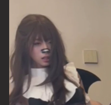 极品福利姬 创可贴贴COS魔中之魔小魔女 纯洁黑丝修女 被小二先生