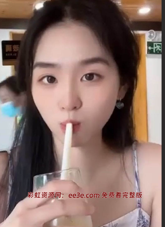 高颜值清纯美少女 李丽雯 与男友自拍视频泄密