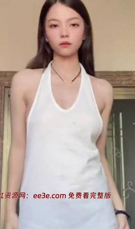 极品反差 六九式 白天拍视频发到网站上赚钱 晚上播秀博礼物 各种方式疯狂捞金！