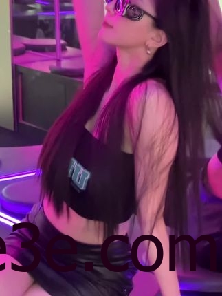 微密圈李嘉欣97大尺度资源，高清图片与视频全集