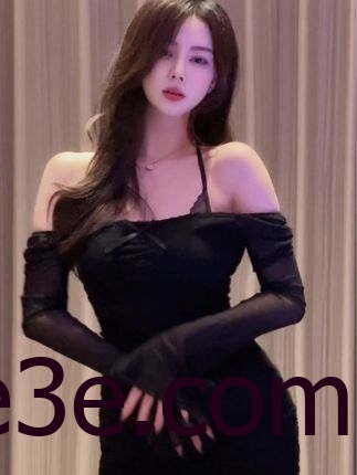 微博奶团奶团微密圈作品颜值身材完美结合，抖音保护小团引发追捧狂潮