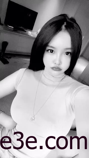 张鑫Amy的微博管理与运营，她如何维护自己的社交媒体形象？