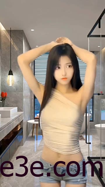 梅美baby的穿搭日记，微密圈内的时尚风采