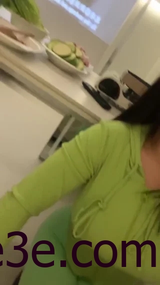 禅雨儿的美丽身影，欣赏她美丽的身影