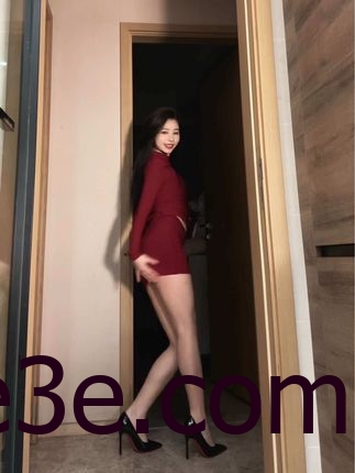 侑子小姐抖音江南烈女微密圈作品一览，独特成熟风格吸粉无数