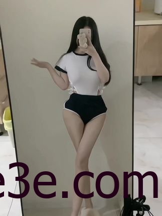 小芋泥yyy最新微密圈作品分享，时尚魅力展现独特个性