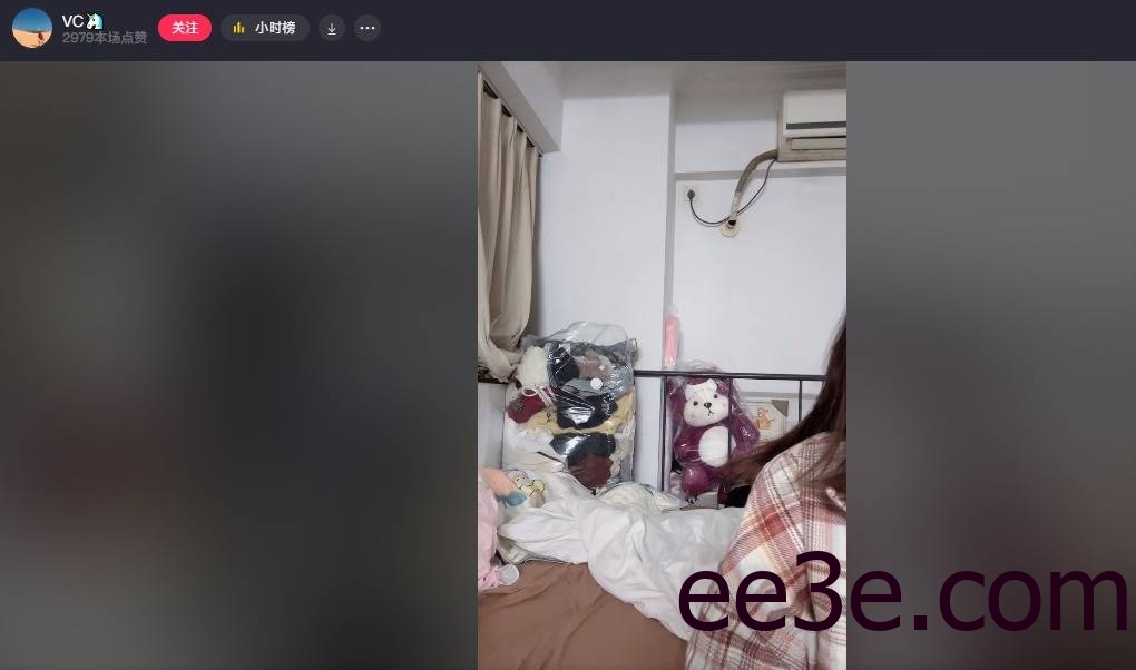 210W粉丝的网红VC–微密圈图片展现身材和时尚观念