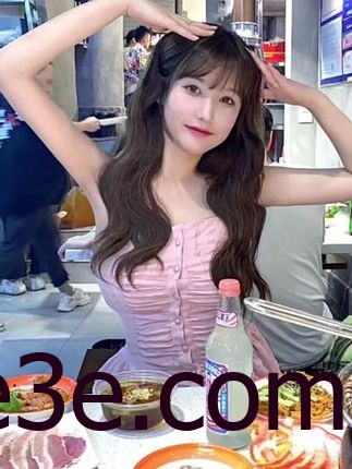 十万口草莓粥粥舰长微密圈作品合集，最具人气的图集视频