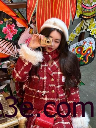 微博红人Sia不吃鱼微密圈照片赏析，颜值身材引发人们赞叹