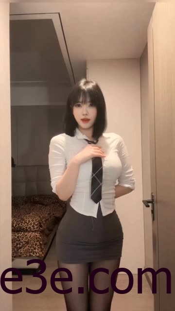 抖音琳铛维密图发布历史解析，详述她在维密圈中的图集发布历史