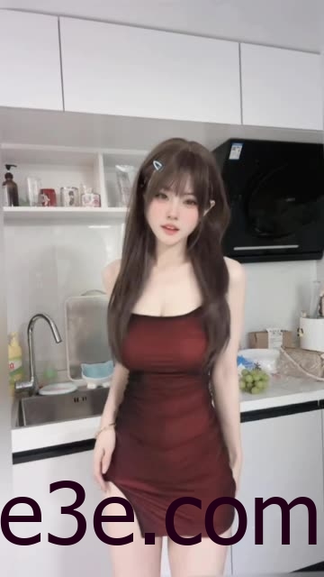 给乔买裙子的微密圈体验，苗族文化刺绣华丽之美的极致呈现