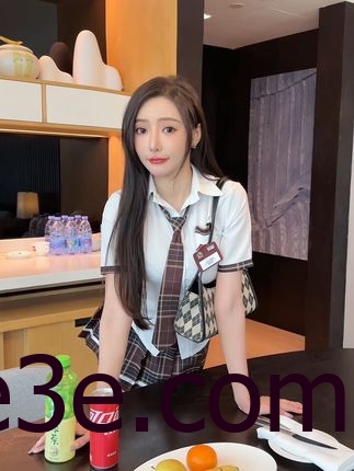 王馨瑶经典造型回顾，回顾她的时尚演变历程