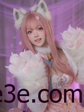 艾拉Isla的收藏作品，揭秘她珍藏的艺术之美