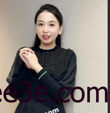 保时捷销冠不雅视频 青岛牟倩文2年卖340辆保时捷 美女销售陪