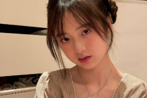 嬳04年超可爱的圆脸妹妹 许曼语 肆意玩弄77P1V