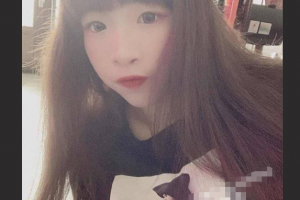 台湾高中傻妹和假经纪人 让大家看看的一面