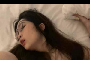 【全网独家】上海某大学大一新生，自拍与男友视频泄露