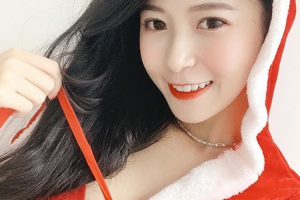 现役大学生校花太兇！小小年纪发育超满点「 量超不科学」画面太可以：比荡鞦韆还晃