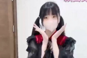 青春无敌！抖音风极品网红嫩妹高价定制、变装、紫薇等反差超大合集