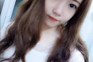 19 岁青涩小美女『陈绿漾』