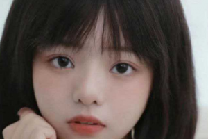 婴儿肥的元气美少女