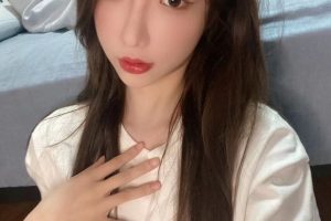 上海网红 小爱同学 身高167 体重45 02年