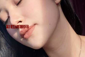 新加坡华人女神黄玲