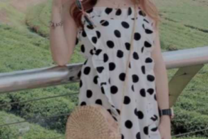 台湾桃园素人少妇 Vivi（李佳薇）