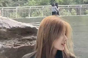 南京三甲医院护士 王雨晨 的兼职事业 假期休假找XX旅游陪玩