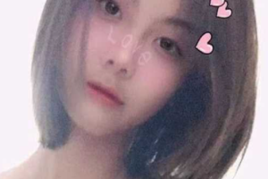 极品素颜女大学生宿舍激情