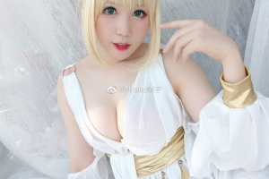 唔姆尼禄 碧池狐 Nyako喵子