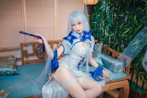 封疆疆v 碧蓝航线光辉钟情春日