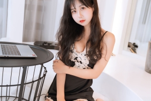 萌芽儿o0 吊带睡衣